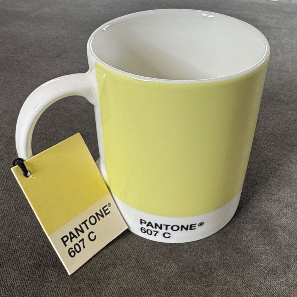 Pantone 607 C Cupcake Yellow Mug Whitbread Wilkinson Fine China NEW